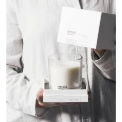 Meraki Scented Candle 7,6 X 7 Cm - Wild Meadow -Armani Salgsbutik meraki scented candle 76 x 7 cm wild meadow 1641807873