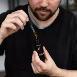 Naturligolie Økologisk Skægolie 30 Ml -Armani Salgsbutik naturligolie beard oil 30 ml 1677157952