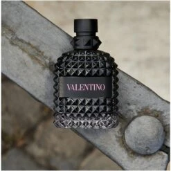 Valentino Uomo Born In Roma EDT 100 Ml -Armani Salgsbutik valentino uomo born in roma edt 100 ml 1646045802