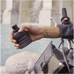 Valentino Uomo Born In Roma EDT 100 Ml -Armani Salgsbutik valentino uomo born in roma edt 100 ml 1646045810