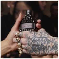 Valentino Uomo Born In Roma Intense EDP 50 Ml -Armani Salgsbutik valentino uomo born in roma intense edt 50 ml 1675759951