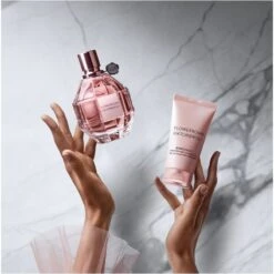 Viktor&Rolf Viktor & Rolf Flowerbomb Women EDP 50 Ml -Armani Salgsbutik viktor rolf flowerbomb women edp 50 ml 1624523534