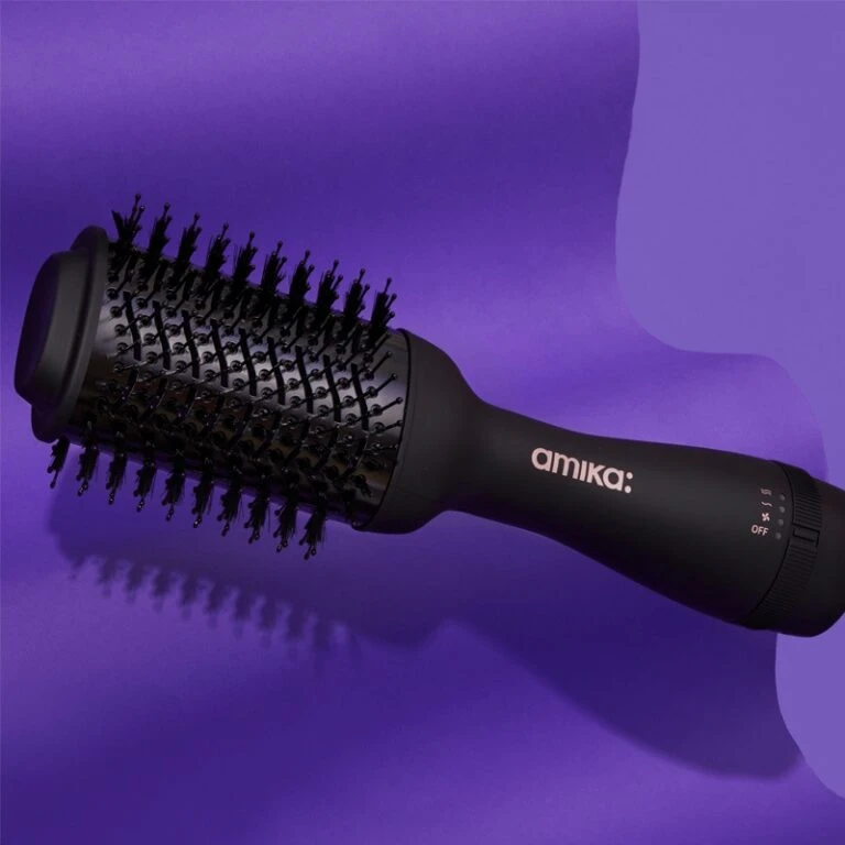 Forside -Armani Salgsbutik amika hair blow dryer brush 20 1651476148 768x768 1